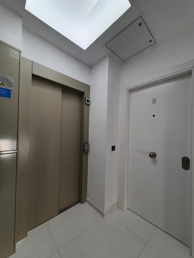 Appartement Capuchinos Deluxe à Málaga Extérieur photo