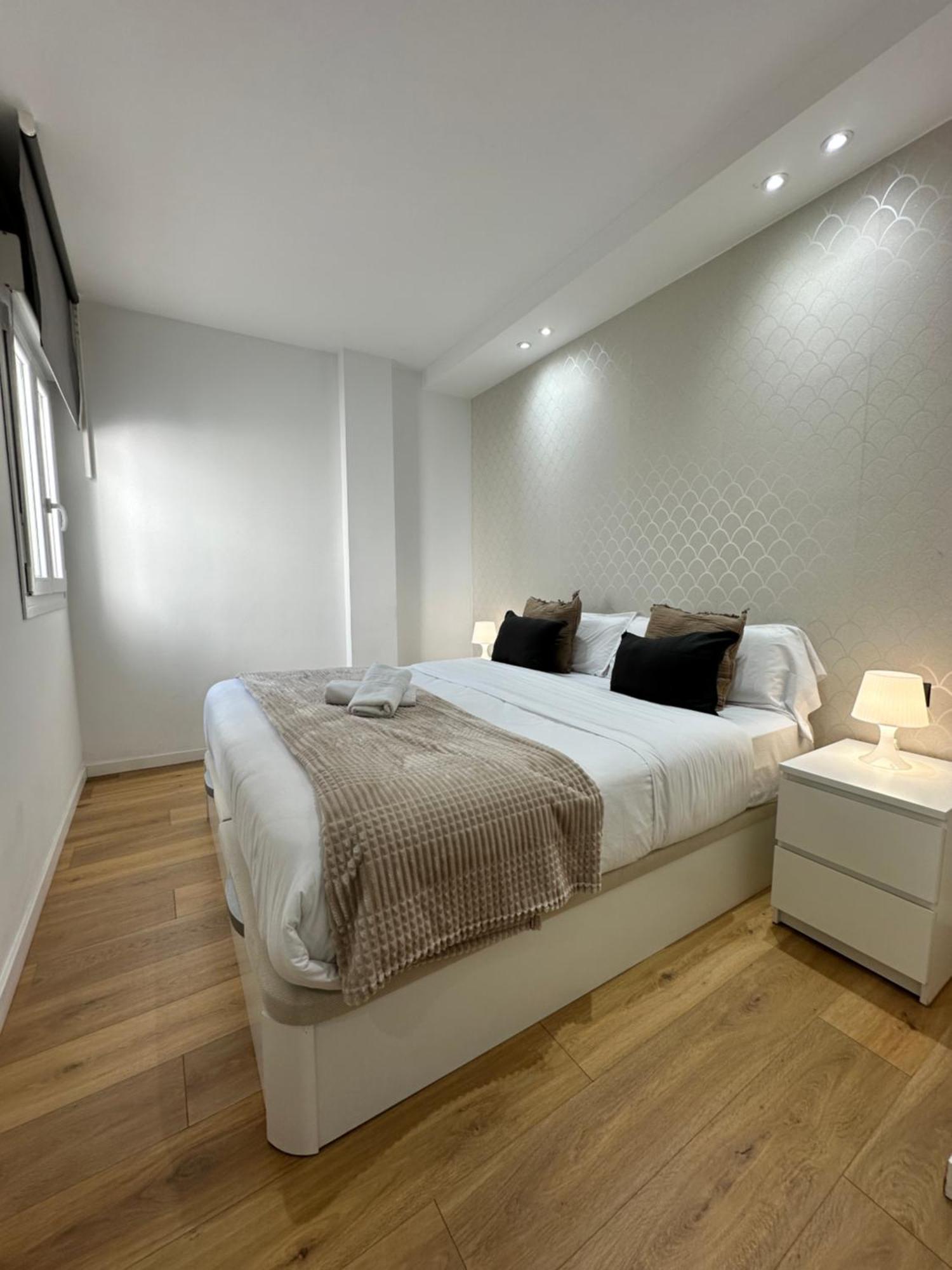 Appartement Capuchinos Deluxe à Málaga Extérieur photo